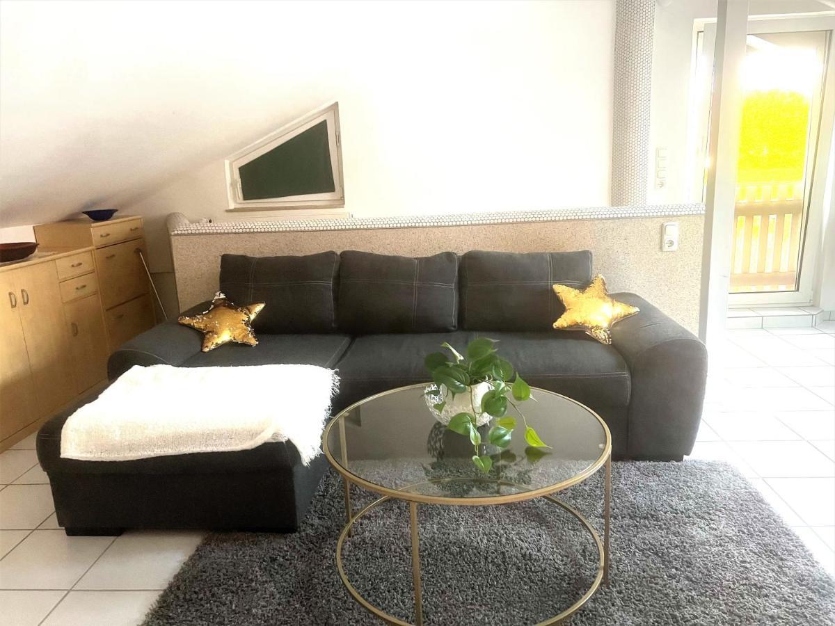 Moeblierte 3 Zimmer Apartment - Mit Smart Tv, Wlan Und Kostenfreie Parkplaetze Schloß Holte-Stukenbrock Εξωτερικό φωτογραφία